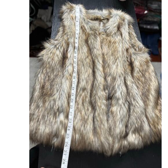 NWT LOFT Glam/Avant Garde/Mobwife/Boho Faux Fur Vest - Picture 5 of 8